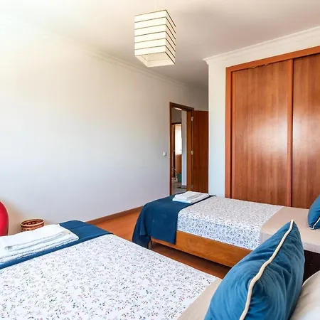 Alojamento Santa Maria Апартаменты *